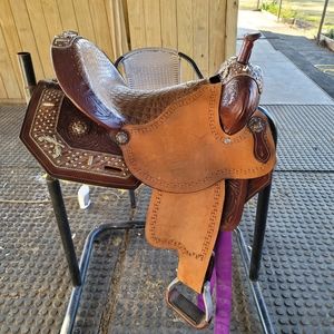 16in Double t saddle